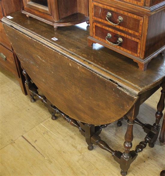 Oak oval gateleg table